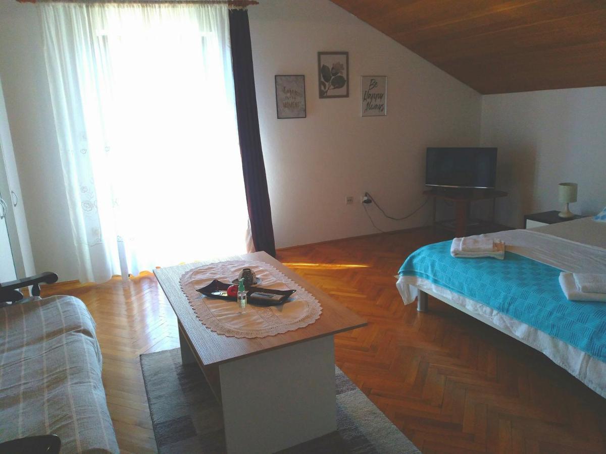 Apartmani Ruzmarin - Seget Donji, Trogir Exteriör bild