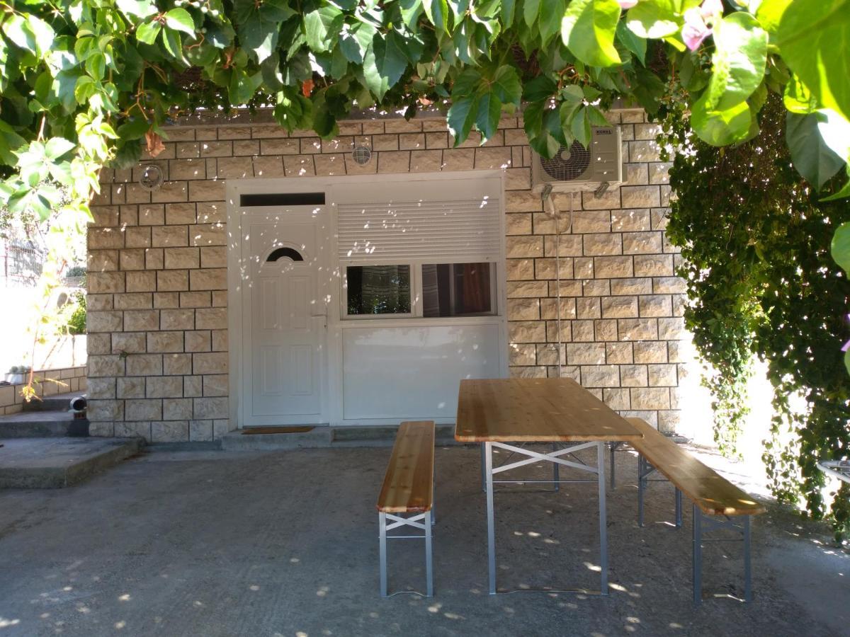 Apartmani Ruzmarin - Seget Donji, Trogir Exteriör bild