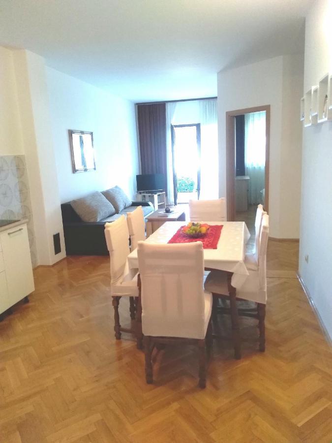 Apartmani Ruzmarin - Seget Donji, Trogir Exteriör bild