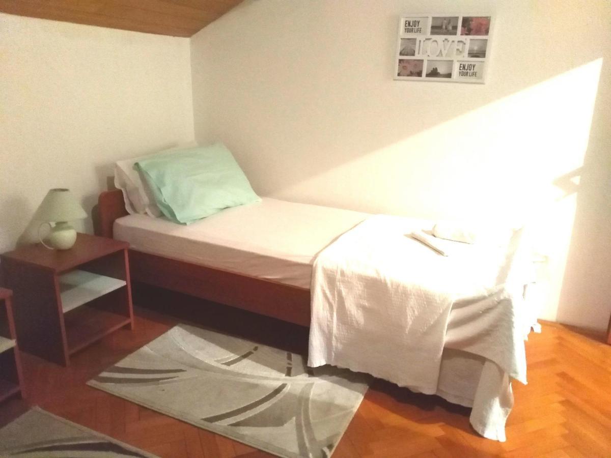 Apartmani Ruzmarin - Seget Donji, Trogir Exteriör bild